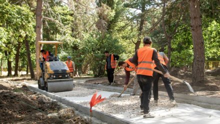 Симферопольский парк имени Гагарина продолжают благоустраивать 