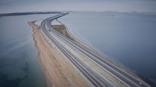 Новый суточный трафик зафиксирован на Крымском мосту