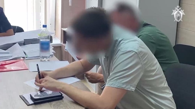 В Крыму задержали двух человек за коммерческий подкуп
