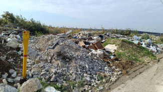 В Феодосии прокуратура требует ликвидировать несанкционированные свалки