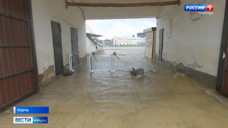 В Керчи планируют отремонтировать затопленный стадион