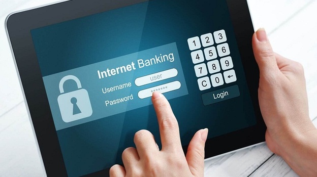Крымчане не могут получить доступ к интернет-банкингу крупнейшего банка 