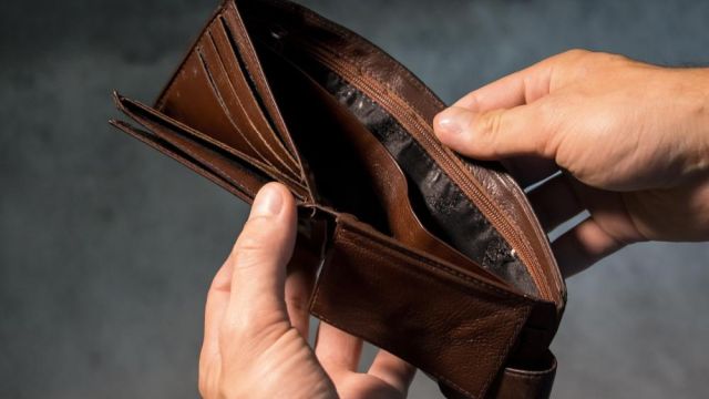 За год более 2 тысяч работодателей в Крыму уклонялись от налогов