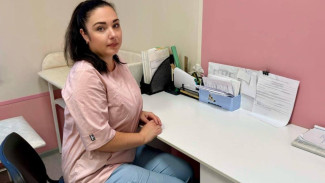 Медсестра Феодосийского медцентра спасла жизнь ребёнка на пляже в Орджоникидзе