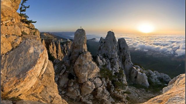 Аксенов назвал горы Крыма идеальными для туризма