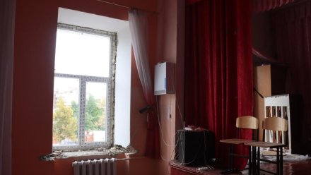 Школа №1 в Керчи получила новые окна за счет средств от национализации имущества граждан Украины