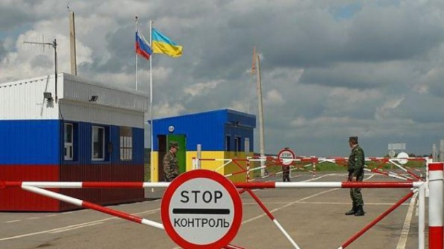 Украинка с поддельным паспортом пыталась пересечь границу России в Крыму