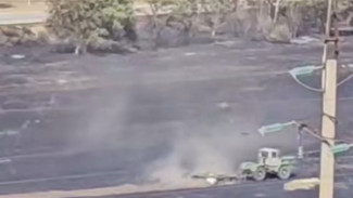 На месте пожара в Симферопольском районе проводят работы по предотвращению распространения огня