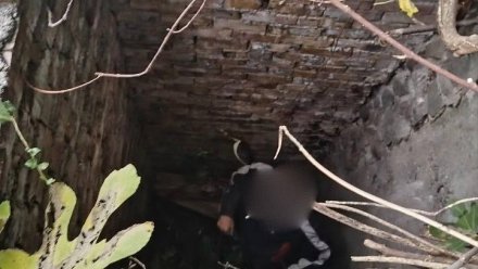 В Алуште мужчина упал в четырехметровый колодец