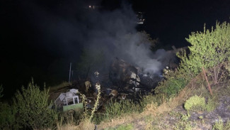 В горящем доме в селе под Алуштой взорвался газовый баллон