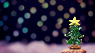 Треть россиян планирует посетить музеи и театры в новогодние праздники