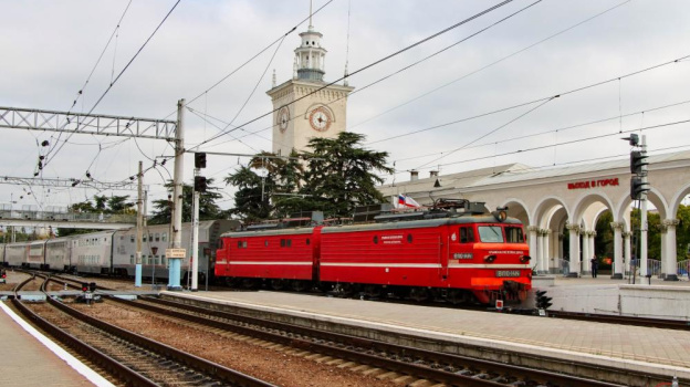«Крымская железная дорога» разъяснила правила запрета на фотовидеосъёмку инфраструктуры