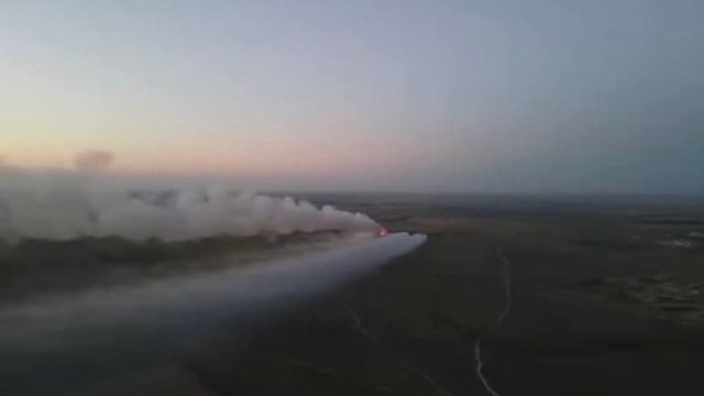 В Евпатории загорелся мусорный полигон