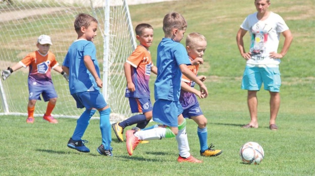 Министр спорта оценила перспективы юных футболистов Крыма
