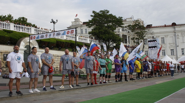 Украинский атлет принял участие в спортивном фестивале в Севастополе 