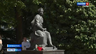 В Крыму стартовал XVIII Международный фестиваль «Великое русское слово», символом которого стал Александр Сергеевич Пушкин