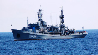В Чёрном море спасатели сняли корабль с мели