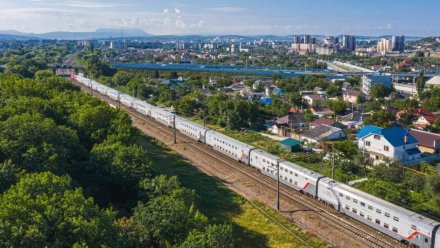Двухэтажный поезд из Москвы в Крым теперь фирменный