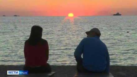 Жителей Херсона эвакуируют на паромах в Крым трижды в день