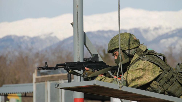 На полигонах Крыма и Севастополя прошло итоговое военное учение