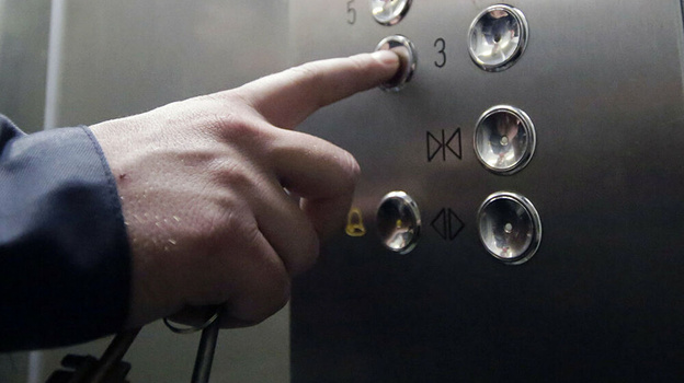 Куда жаловаться крымчанам не неисправный лифт?