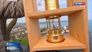 В Крым доставили частицу Вечного огня из Александровского сада Москвы