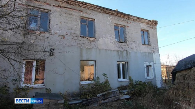 Аварийный дом оказался общежитием Минсельхоза Крыма