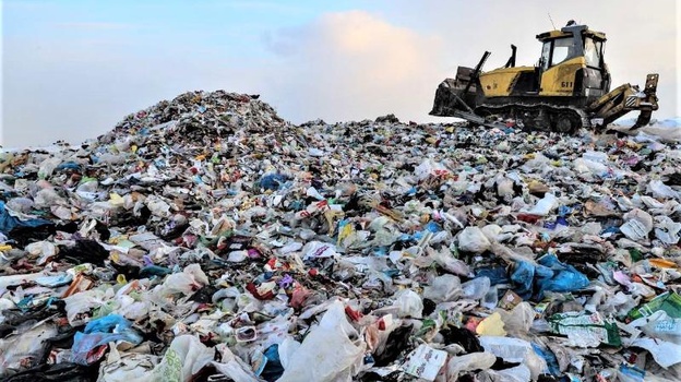 Эксперт назвала три этапа решения проблемы с мусором в Крыму