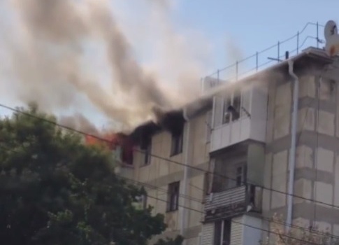 Человек погиб на пожаре в севастопольской многоэтажке 