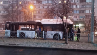 В Симферополе сгорел автобус