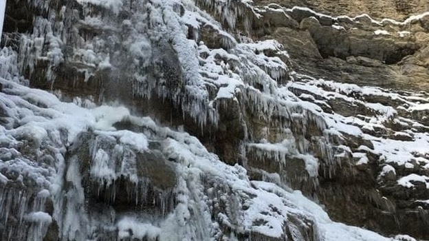 В Крыму замёрз самый высокий водопад Учан-Су