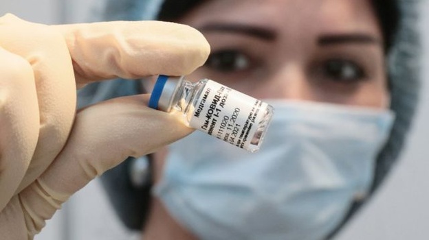 Эпидемиолог рассказал, нужна ли вакцинация переболевшим COVID-19