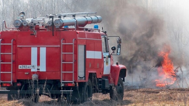 Для борьбы с пожарами в Крыму закупили более 10 единиц техники