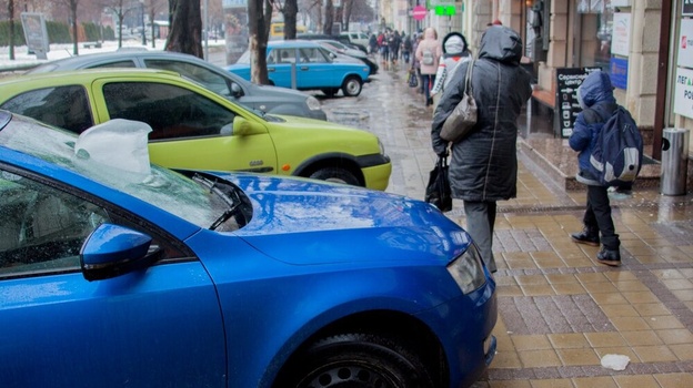 Что делать, если лёд разбил автомобиль: совет крымского юриста