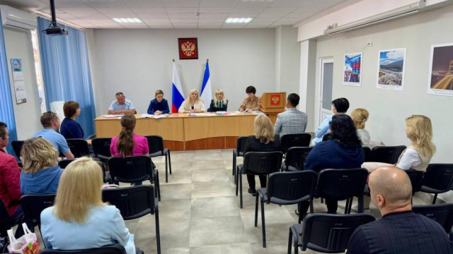 В Саках борются за «белые» зарплаты