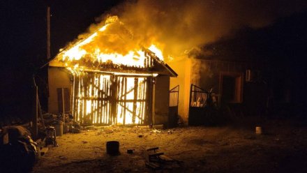 В Бахчисарайском районе потушили пожар в частном доме