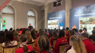 Для финалистов Всероссийского конкурса «Большая перемена» проходит концерт «На крыльях театра»