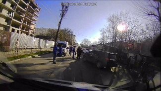 Полиция проводит проверку по факту нападения на водителя скорой помощи в Симферополе