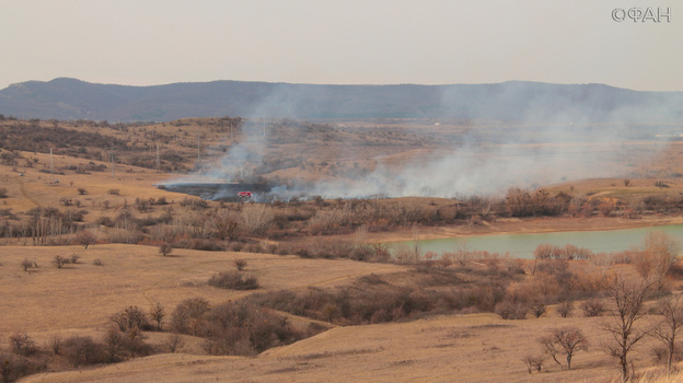 В Крыму у Аянского водохранилища произошёл пожар