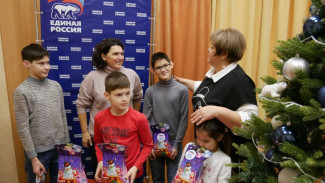 Многодетная семья из Севастополя отправилась на Кремлевскую елку