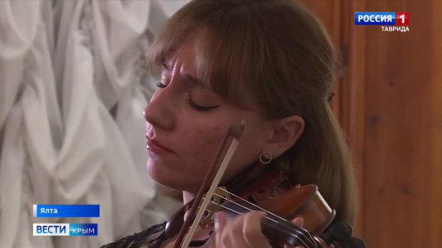 «Музыкальная сборная России» выступает для жителей Крыма