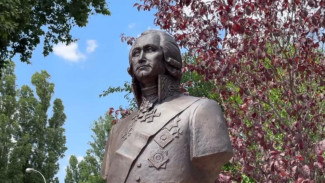 В Симферополе открыли памятник великому русскому флотоводцу, адмиралу Федору Ушакову