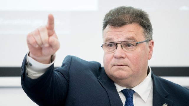 Литовский МИД осудил Apple за российский Крым