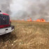 В Крыму между Сакским и Симферопольским районами горела сухая растительность