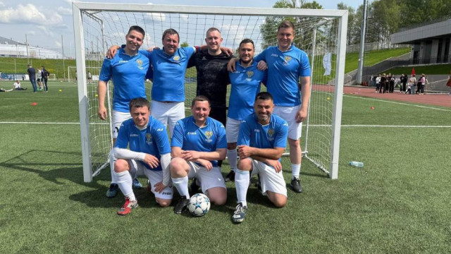 Работник крымской прокуратуры признан лучшим вратарём на турнире по мини-футболу