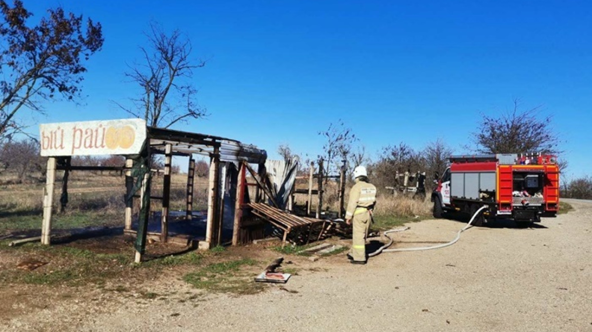 Погода вилино синоптик бахчисарайский. Село Вилино Бахчисарайского района. Село Вилино Крым. Авария в табачном Бахчисарайский район. Пожарные в Крыму.