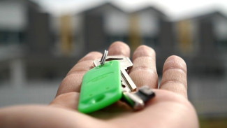Ключи от новых квартир вручили медикам в Евпатории