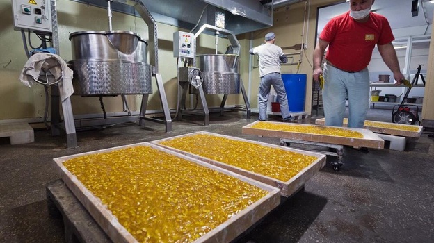 Более 3 тысяч тонн сладостей произвели в Крыму