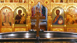 Аксёнов поздравил православных христиан с великим праздником Крещения Господня