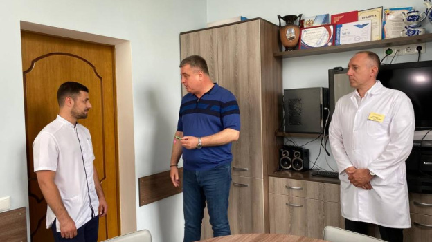 В Крыму врачу-анестезиологу выдали служебное жилье